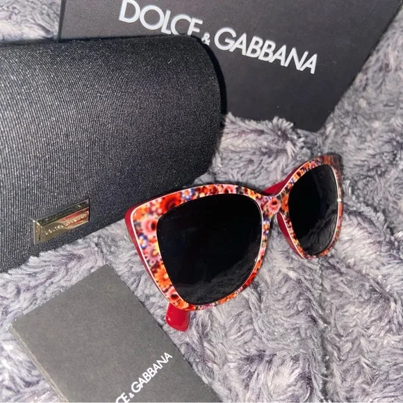 Dolce & Gabbana Red and Black Sunglasses Floral Design - Picture 2 of 8